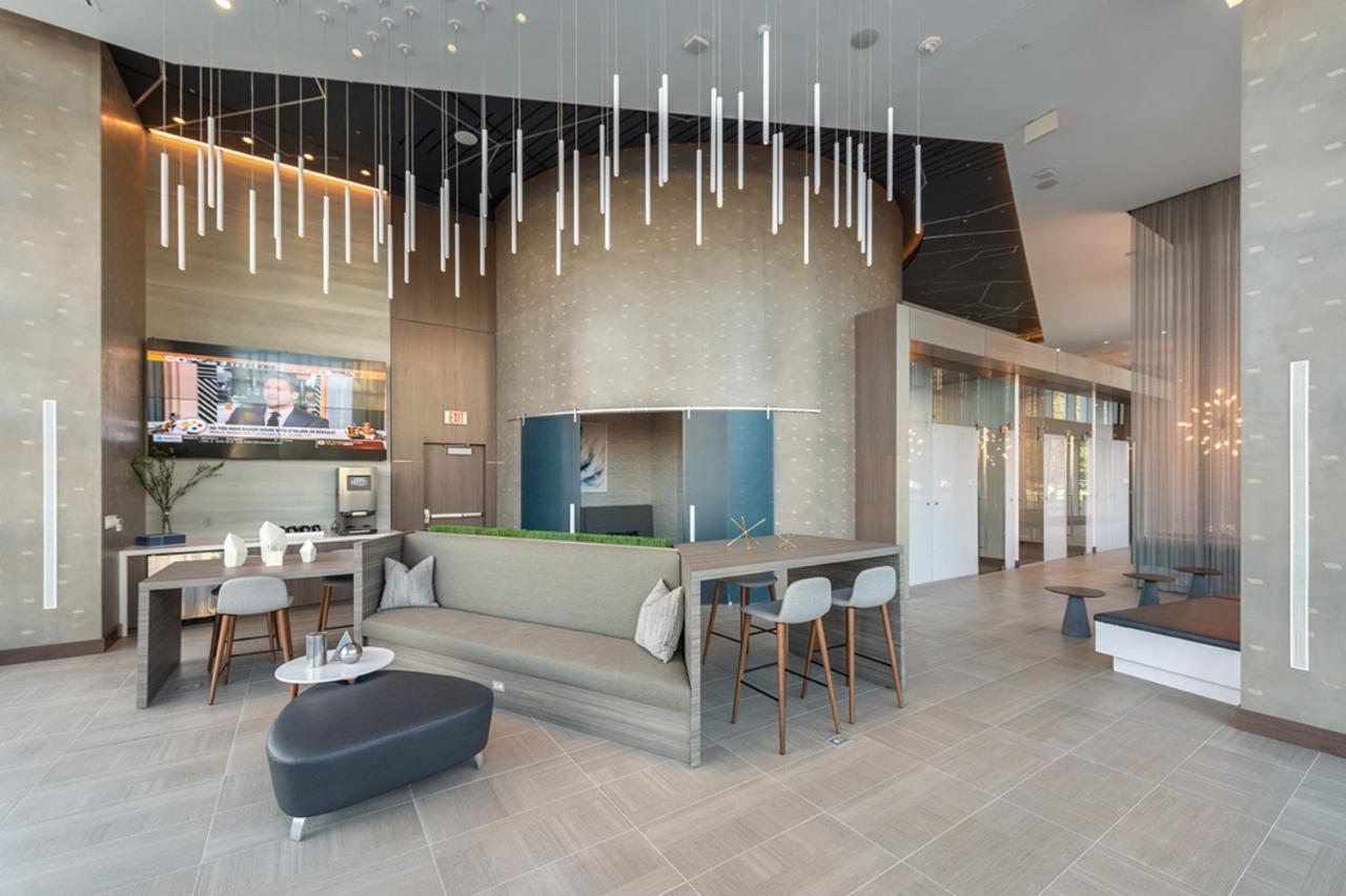 Global Luxury Suites Crystal City Arlington Bagian luar foto