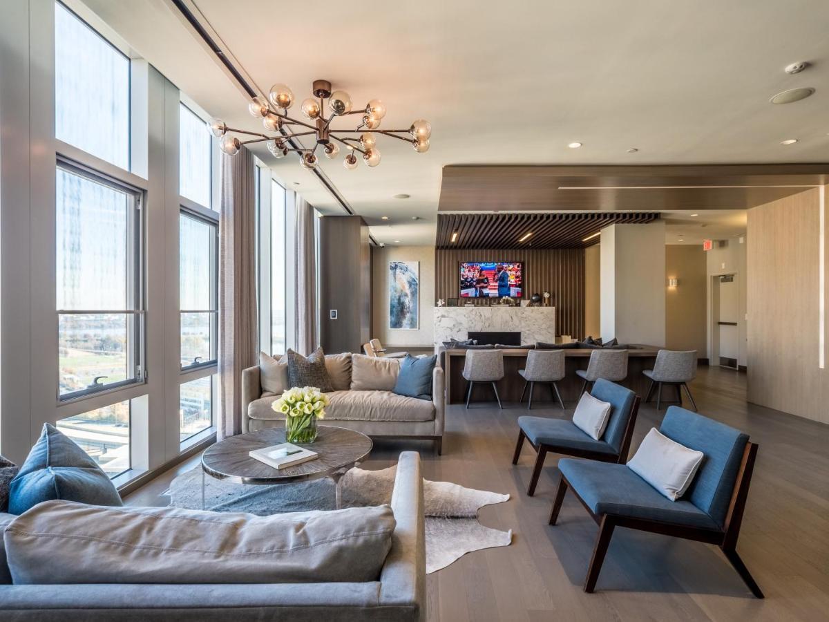 Global Luxury Suites Crystal City Arlington Bagian luar foto